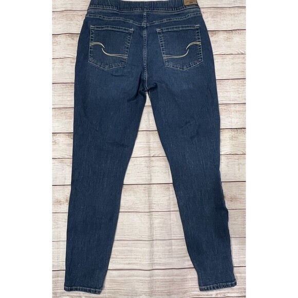 Signature Levi Strauss Jeans Pull On Skinny Totally Shaping Size 12 - 31x30 - Picture 3 of 9